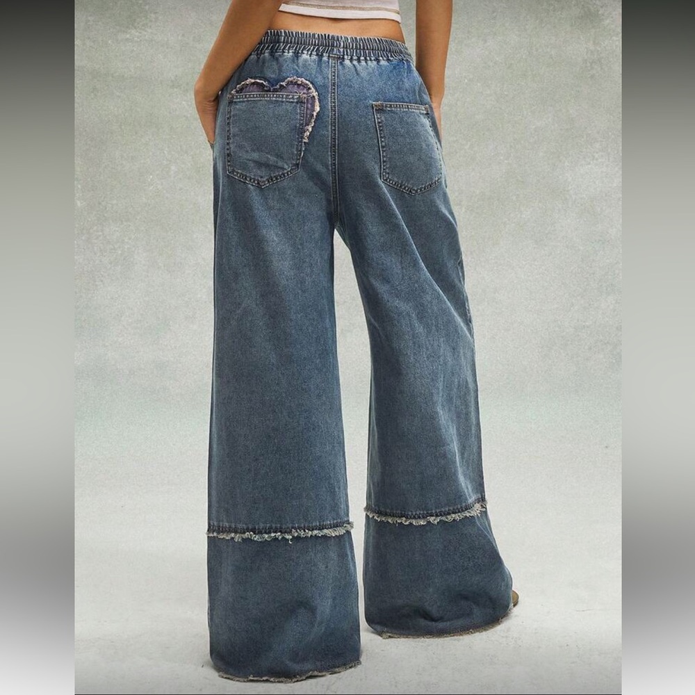 Heart Patch Wide-Leg denim jogger style Jeans print distressed - Picture 4 of 6